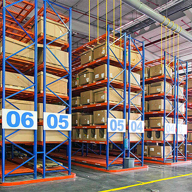 Adjustable Very Narrow Pallet Racking with VNA Forklift for Storage Solution